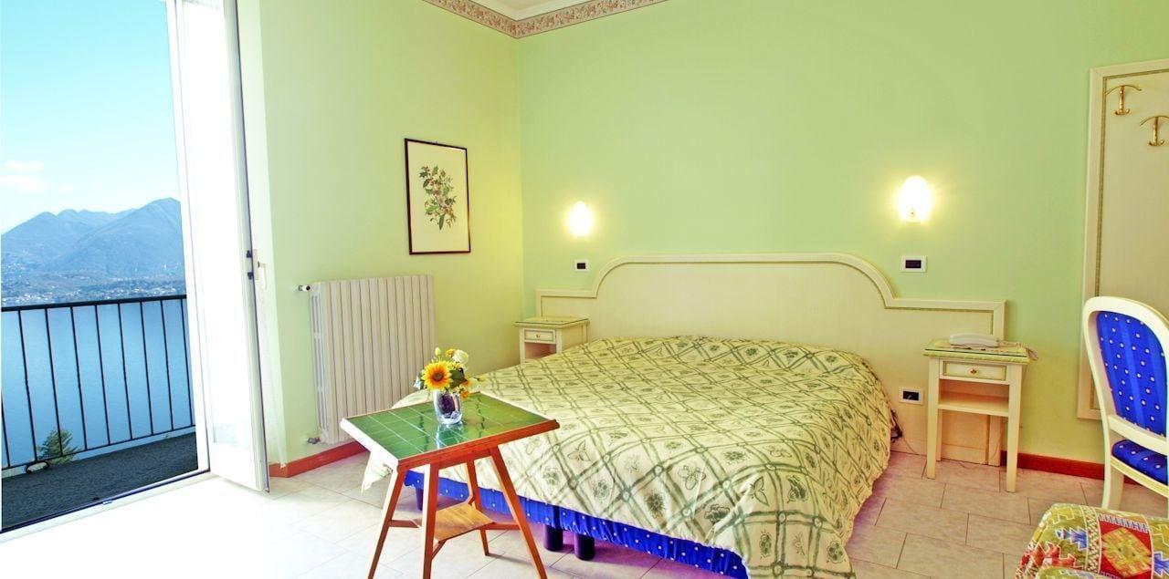 Brisino Hotel 3*